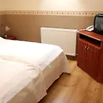 Elet Es Energia Egeszsegjavito Szalon Pensiune Nagykoros