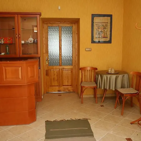 Guest house Elet Es Energia Egeszsegjavito Szalon